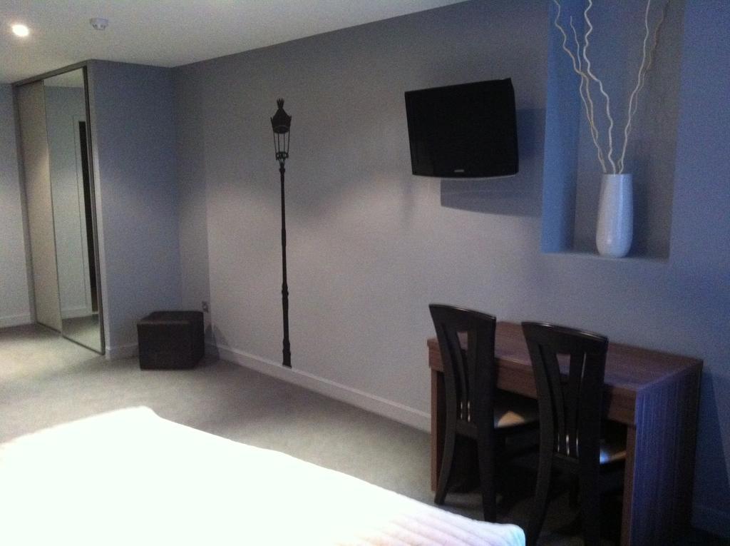 Le Relais Des Bergers Hotell Saint-Martin-en-Haut Rom bilde