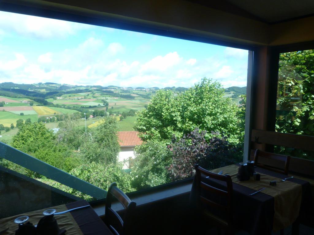 Le Relais Des Bergers Hotell Saint-Martin-en-Haut Eksteriør bilde
