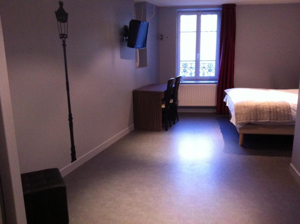 Le Relais Des Bergers Hotell Saint-Martin-en-Haut Rom bilde